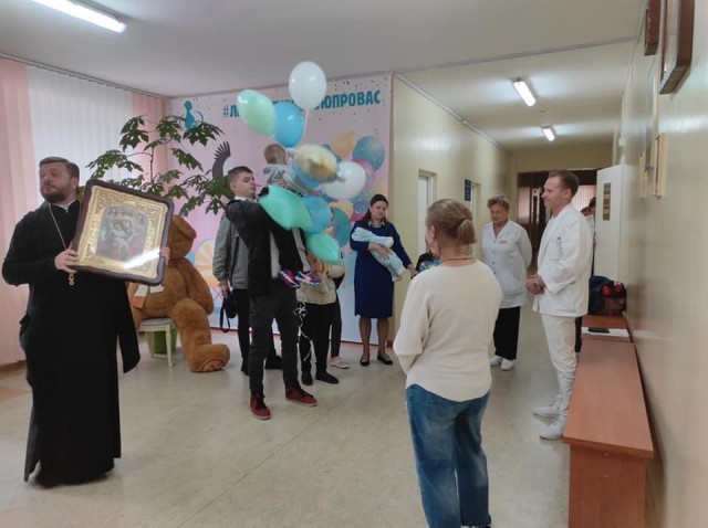 У ЛУЦЬКУ З ПОЛОГОВОГО ВИПИСАЛИ ТИСЯЧНОГО ЗА ЦЕЙ РІК МАЛЮКА